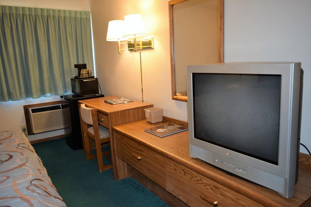 Country Inn Libby Εξωτερικό φωτογραφία